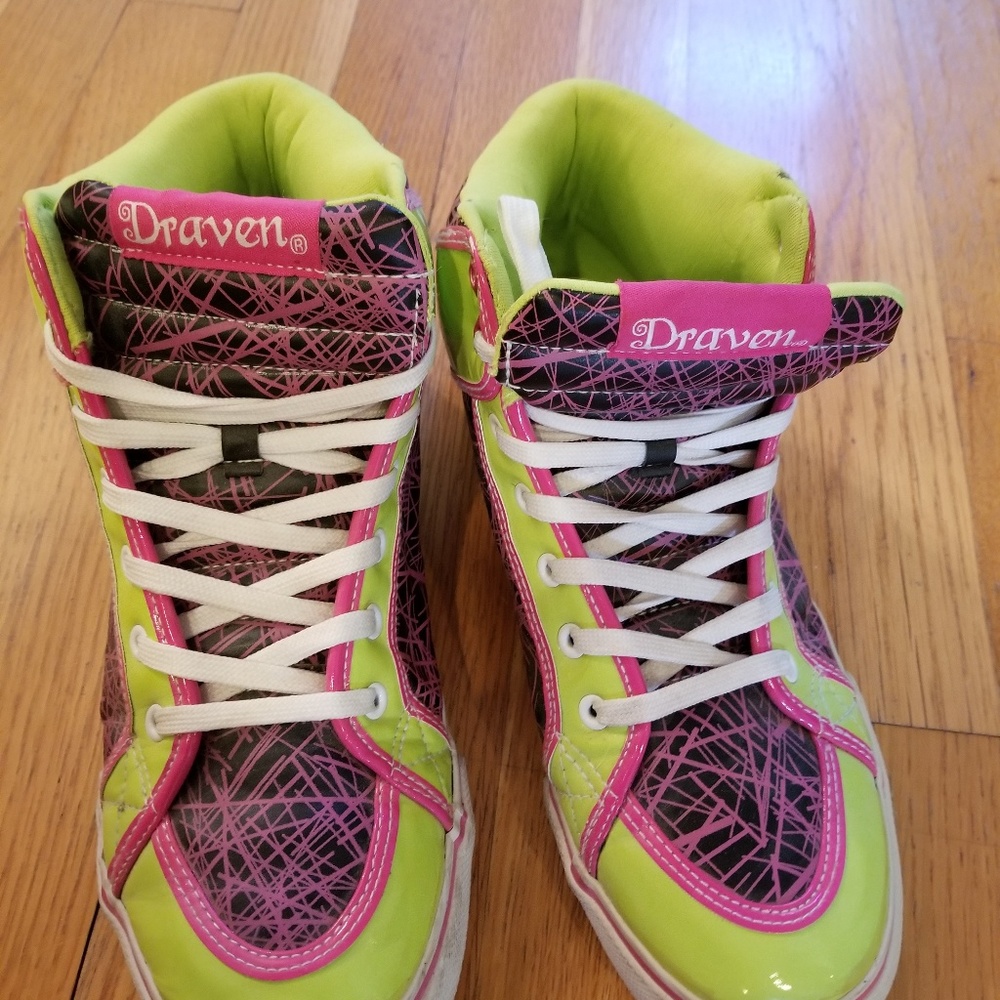 Draven High Top Green and Pink Skate Shoes